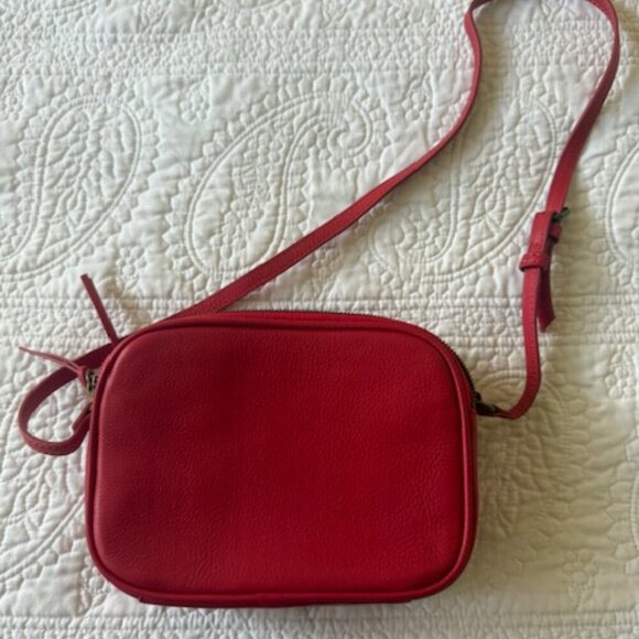 THE ESSENTIAL CROSSBODy mark &graham - Picture 4 of 5